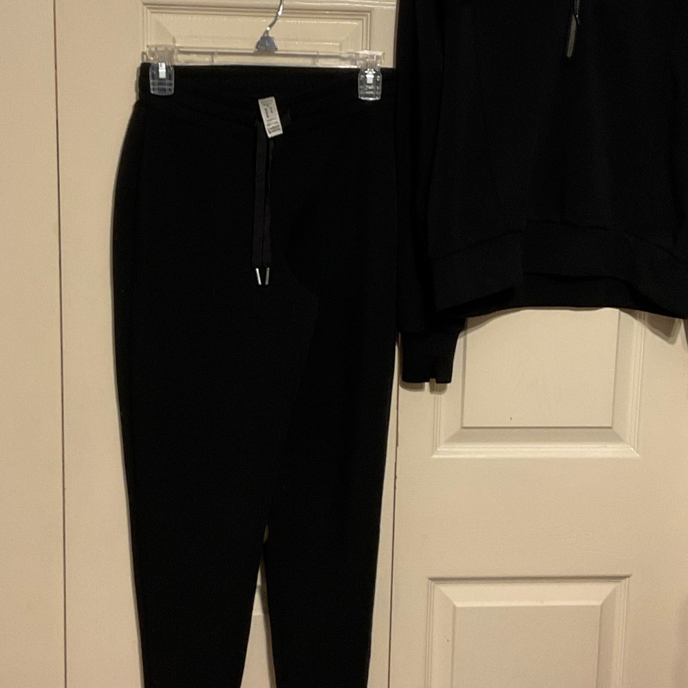 Black Zip-Up Hoodie and Jogger Set - Picture 3 of 9